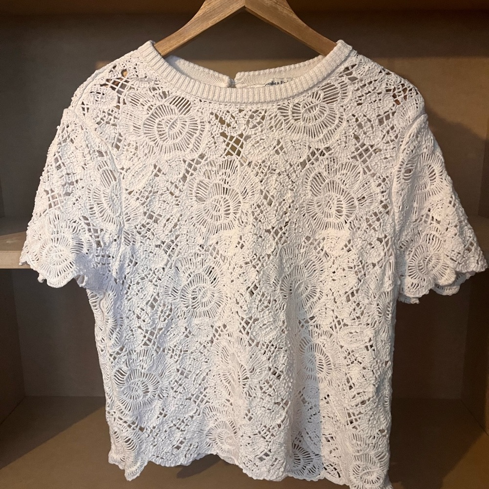 Abercrombie & Fitch floral crochet top - L